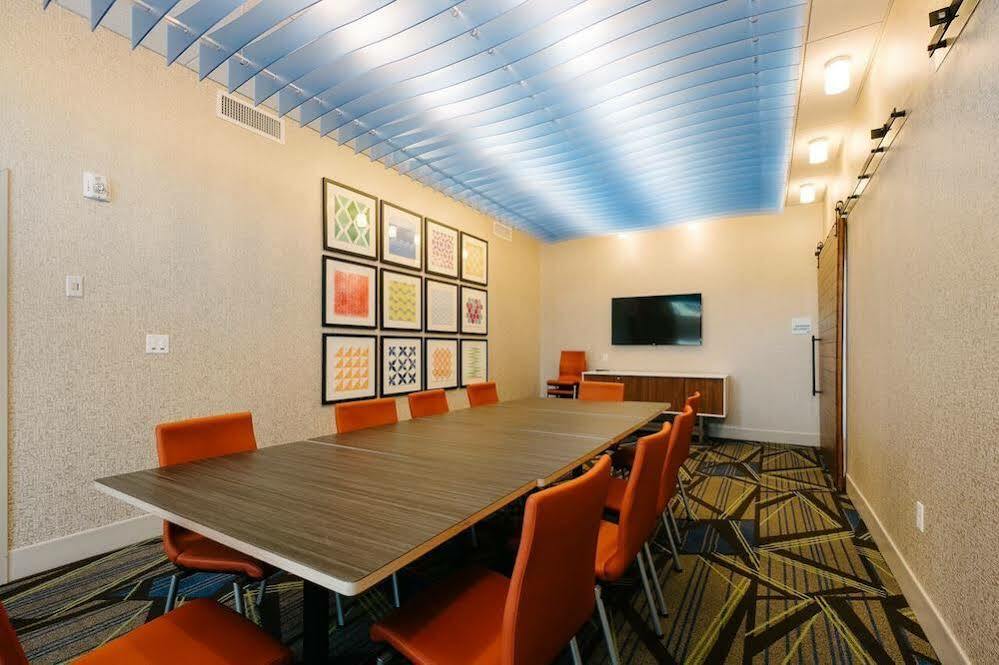 Holiday Inn Express & Suites Eagan - Minneapolis Area By Ihg Bagian luar foto