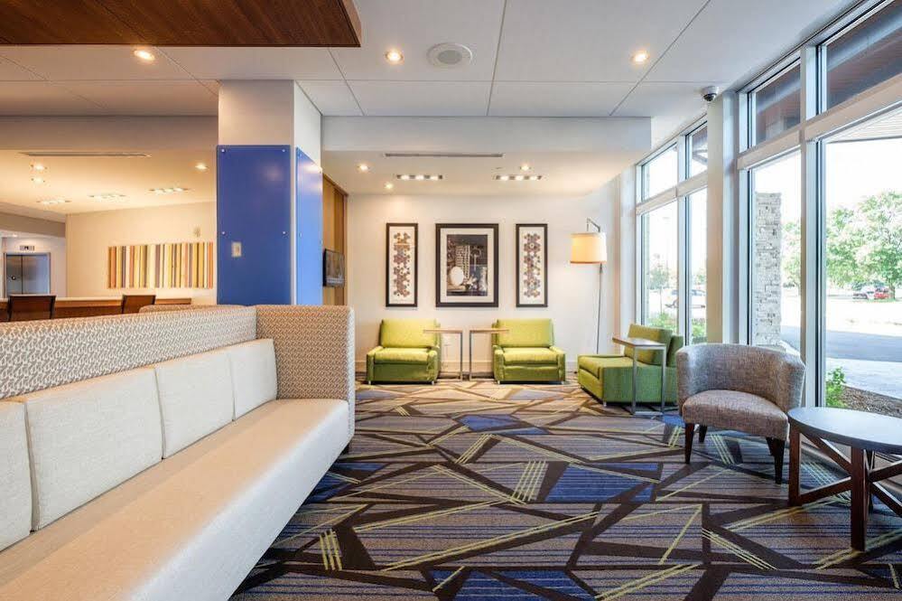 Holiday Inn Express & Suites Eagan - Minneapolis Area By Ihg Bagian luar foto