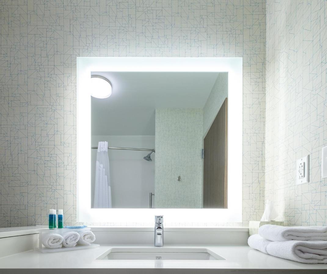 Holiday Inn Express & Suites Eagan - Minneapolis Area By Ihg Bagian luar foto
