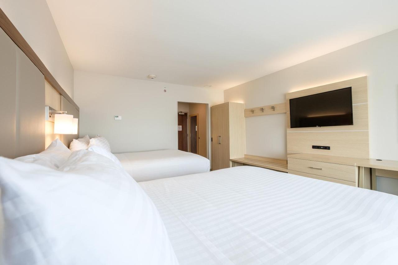 Holiday Inn Express & Suites Eagan - Minneapolis Area By Ihg Bagian luar foto
