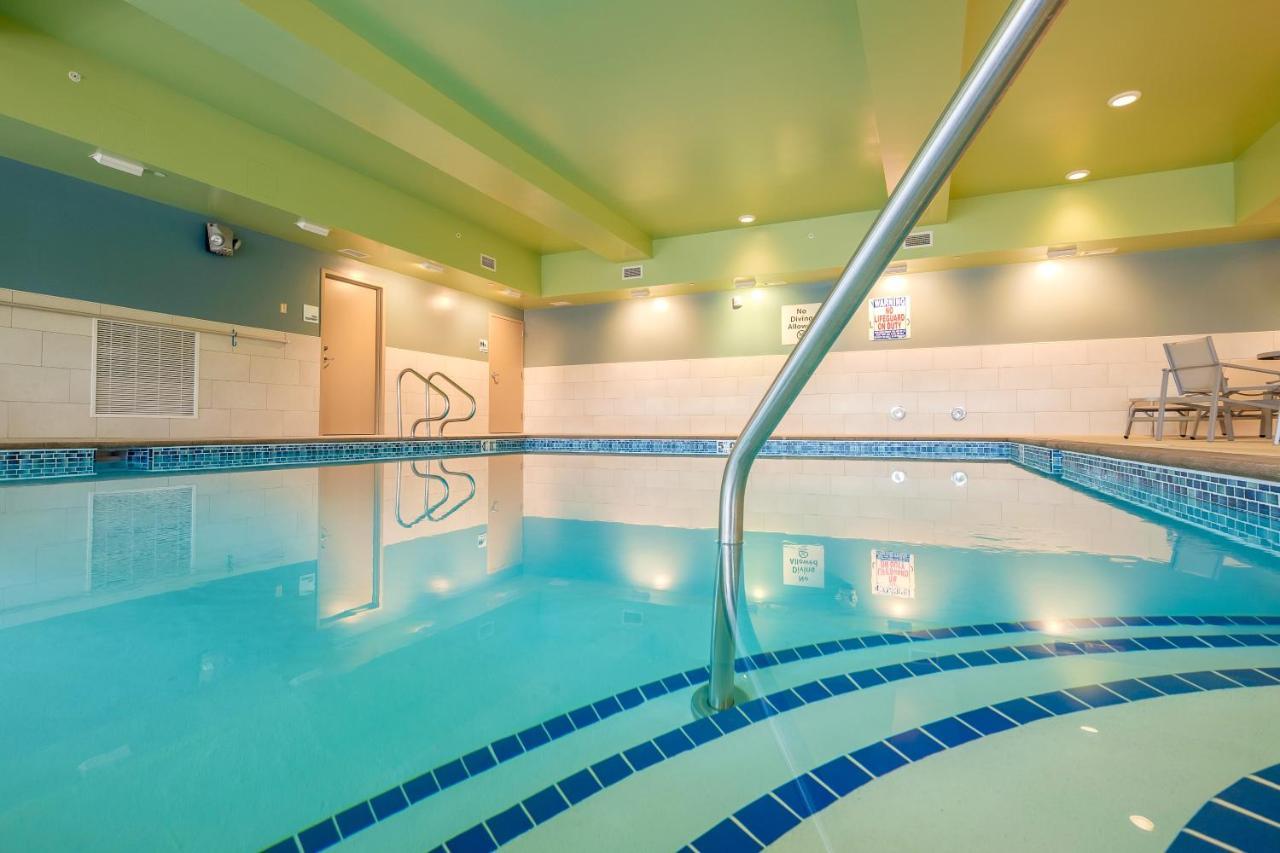 Holiday Inn Express & Suites Eagan - Minneapolis Area By Ihg Bagian luar foto