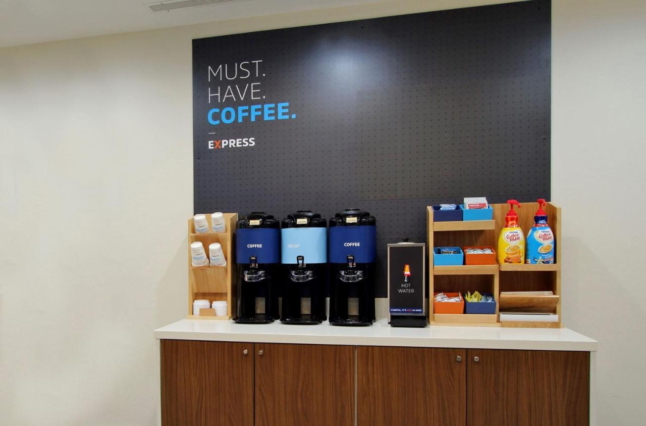Holiday Inn Express & Suites Eagan - Minneapolis Area By Ihg Bagian luar foto