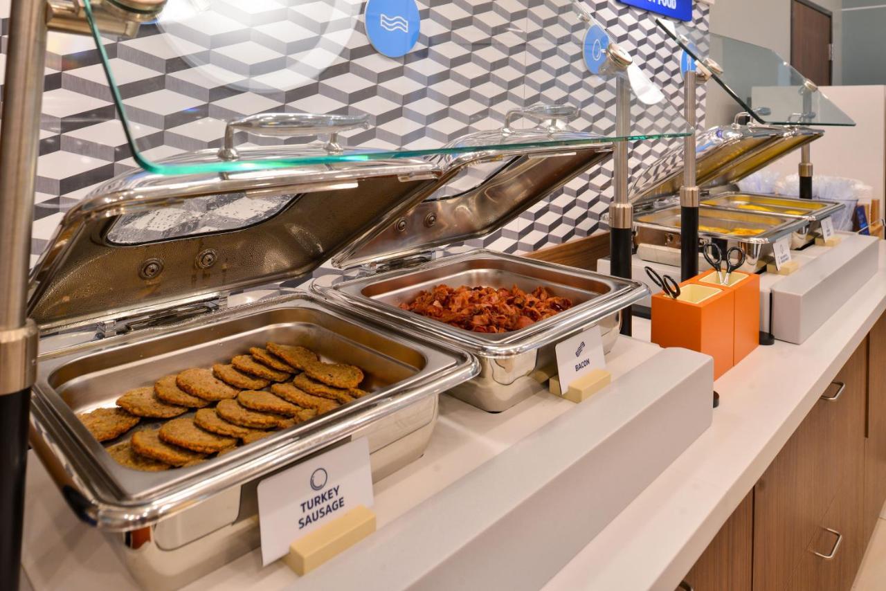 Holiday Inn Express & Suites Eagan - Minneapolis Area By Ihg Bagian luar foto