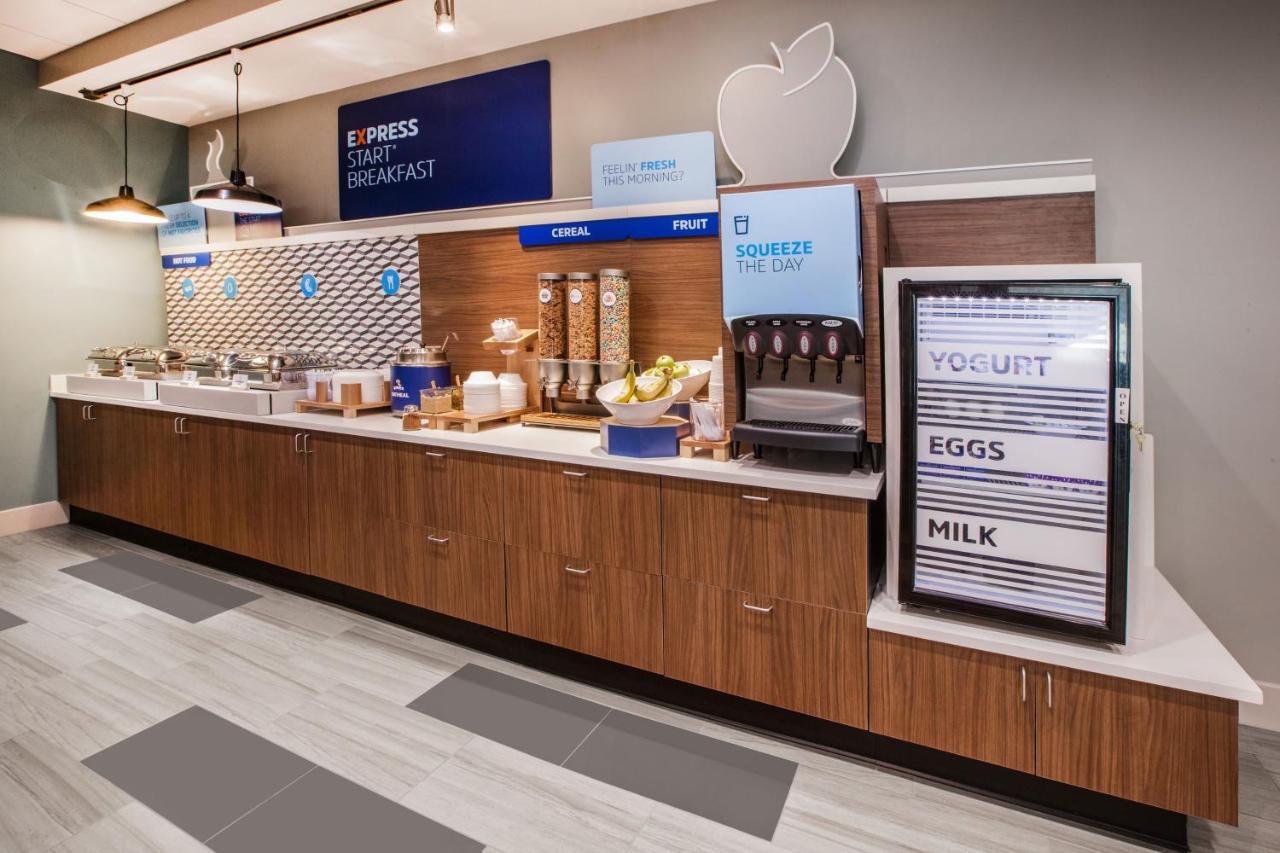 Holiday Inn Express & Suites Eagan - Minneapolis Area By Ihg Bagian luar foto